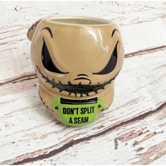 NIGHTMARE BEFORE CHRISTMAS Oogie Boogie and Jack Skellington Mugs - Picture 7 of 12